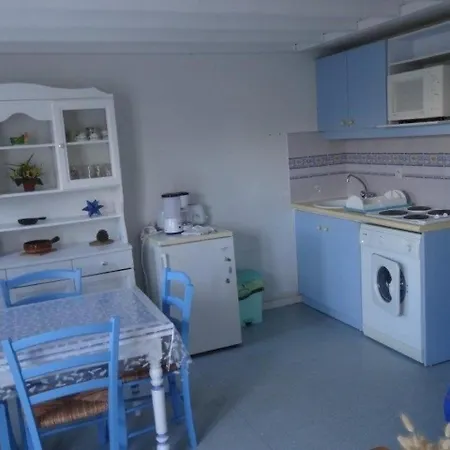 House Maisonnette Avec Piscine Privee A La 2 *